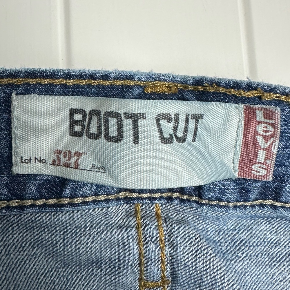 Levi’s 527 medium wash bootcut jeans size 36x32 - Picture 3 of 8
